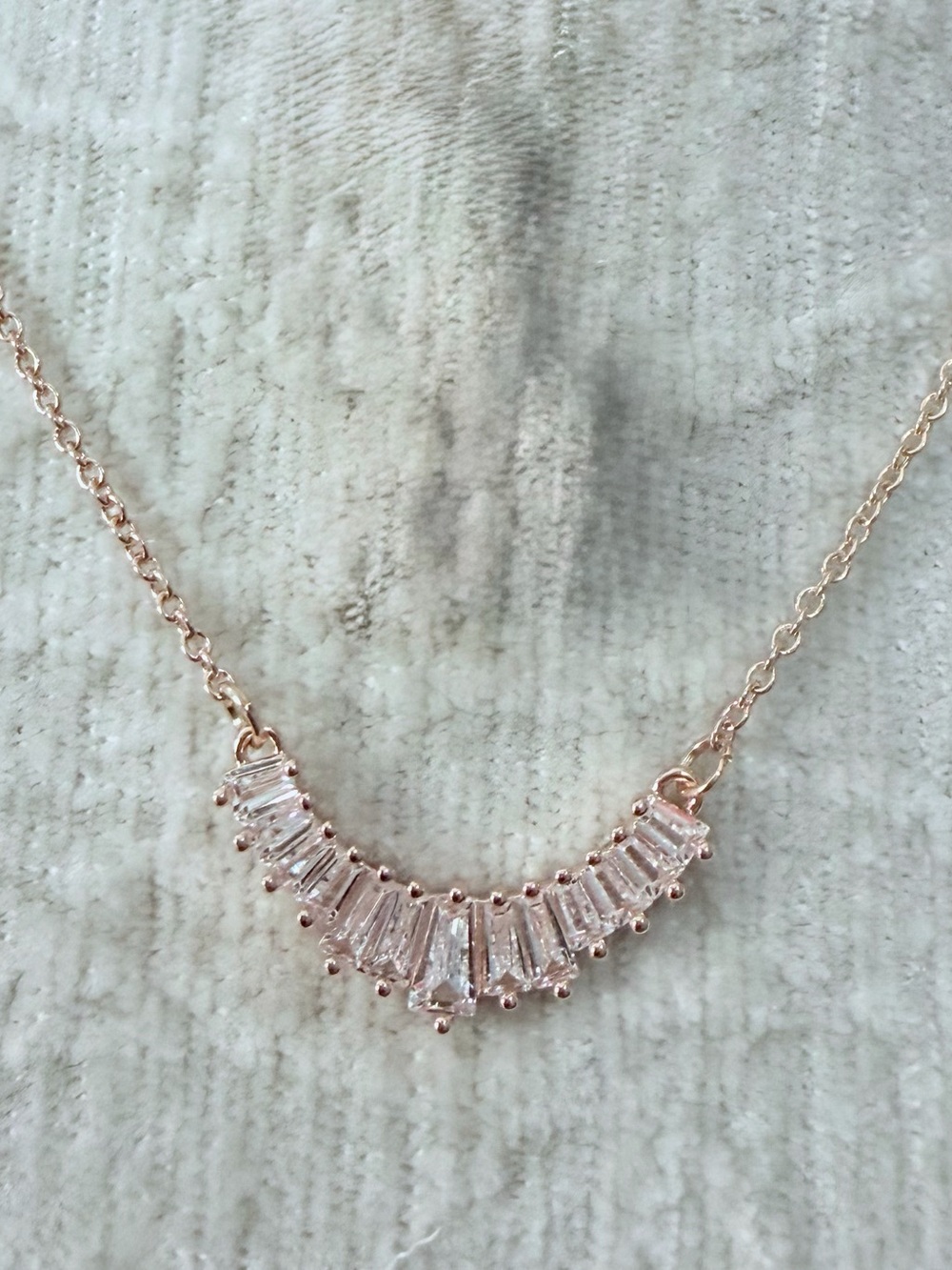 NWOT Delicate Rose Gold Baguette Pendant Necklace - Women Jewelry